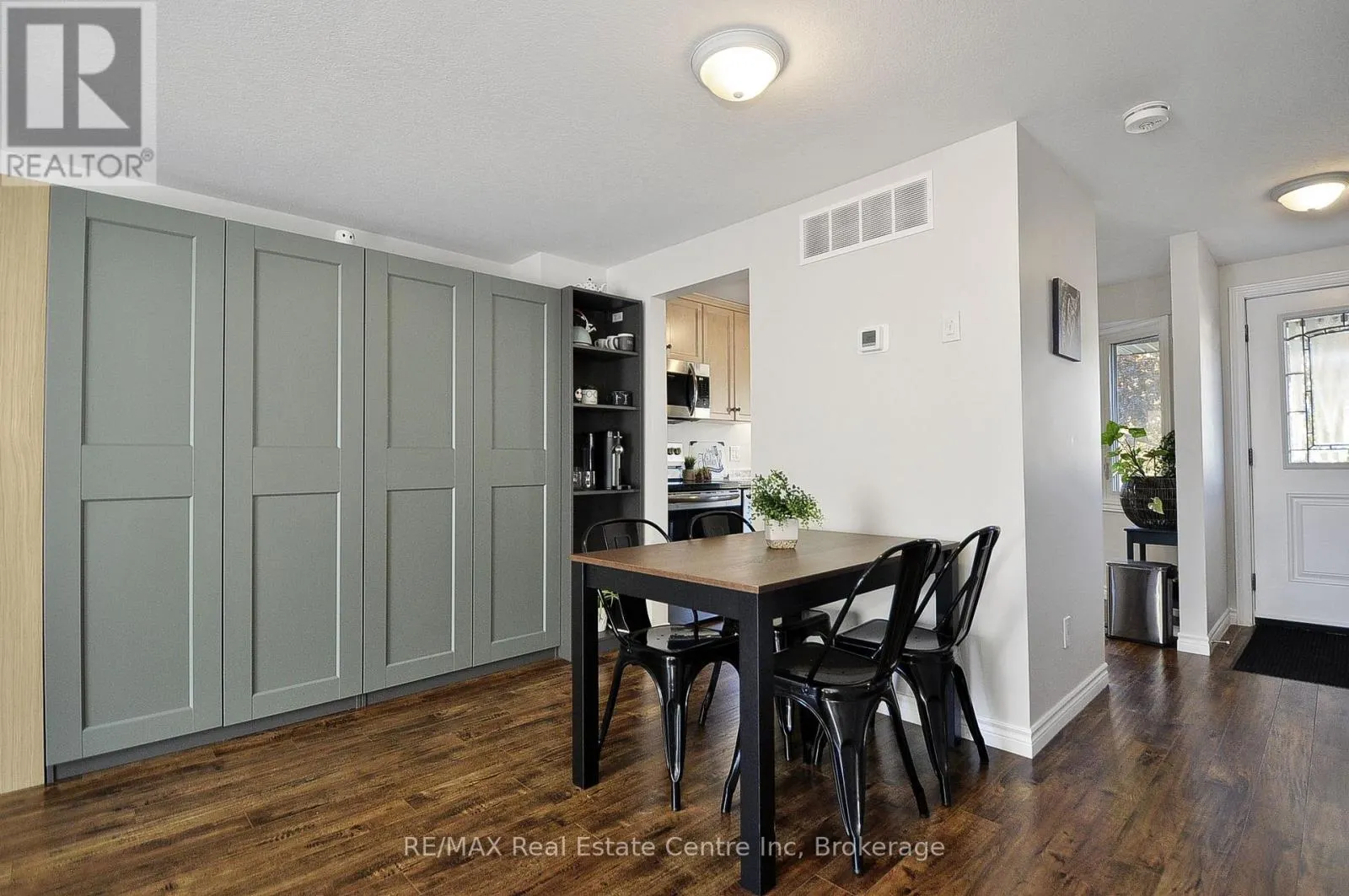 23 SACHA ROAD