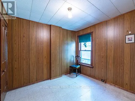 35 SHERMAN AVENUE N