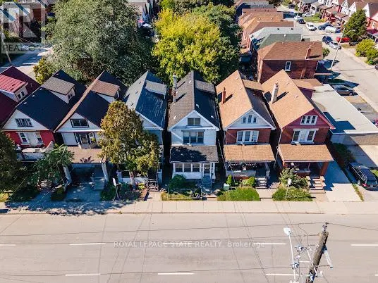 35 SHERMAN AVENUE N
