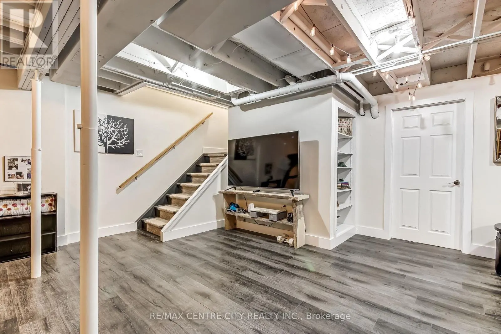 51 - 374 FRONT STREET #51