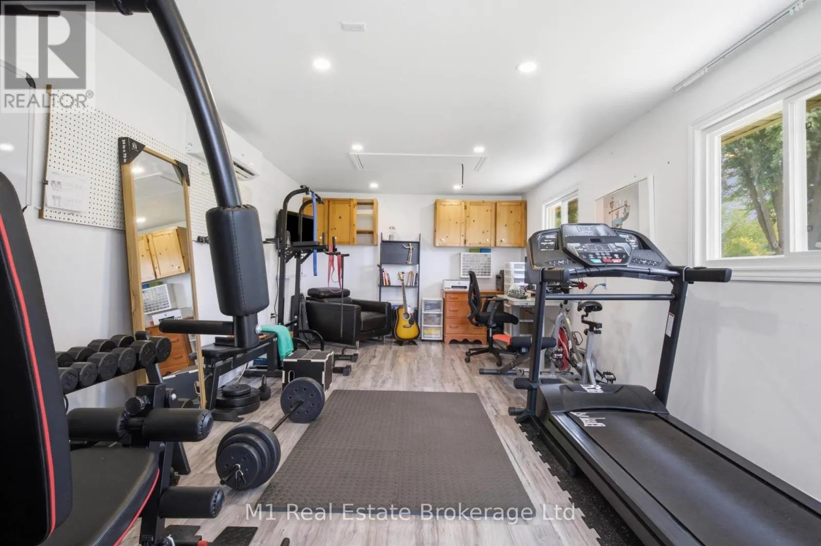 120 WELLINGTON 7 ROAD