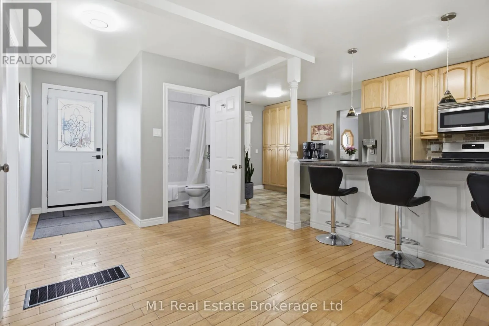 120 WELLINGTON 7 ROAD