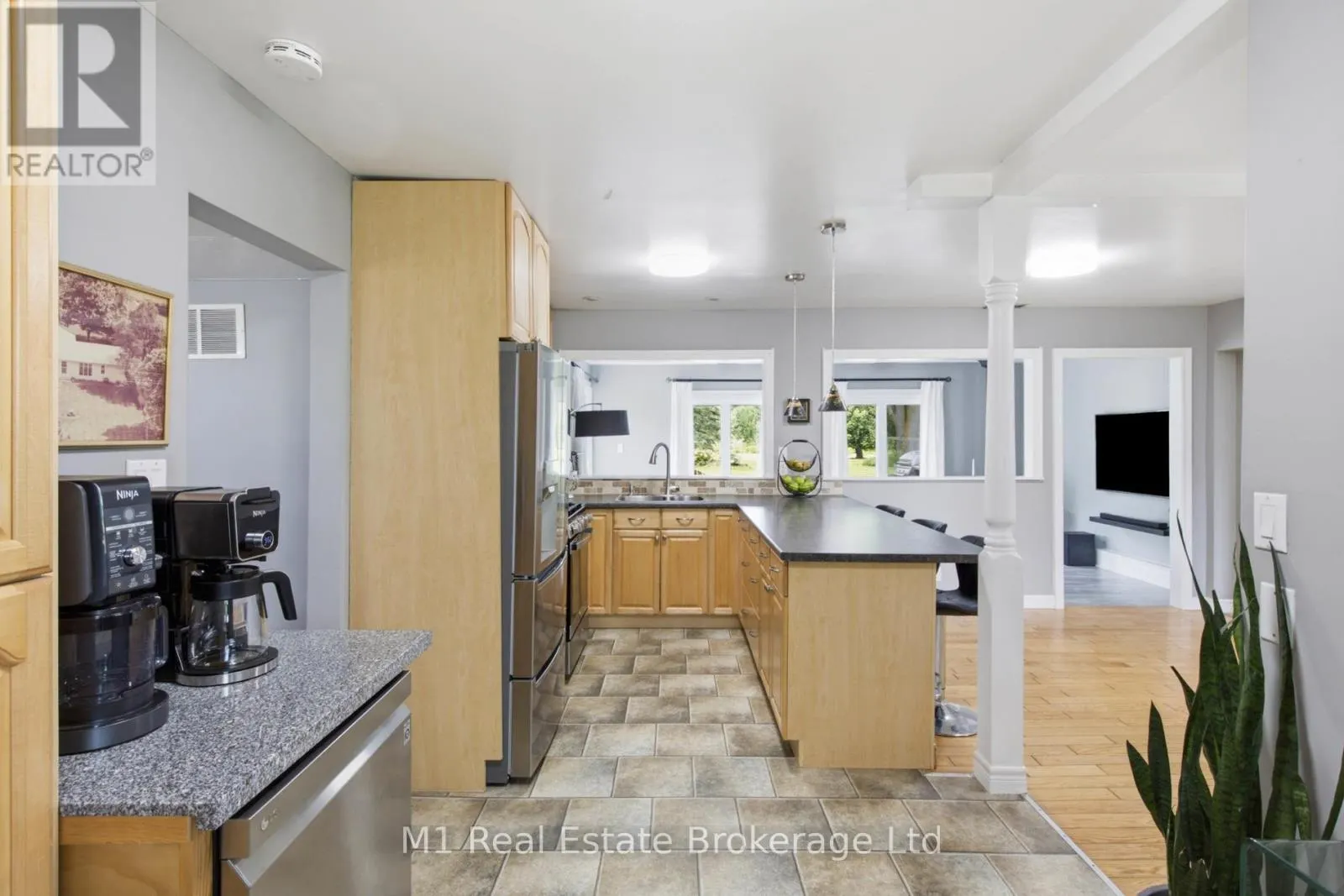 120 WELLINGTON 7 ROAD