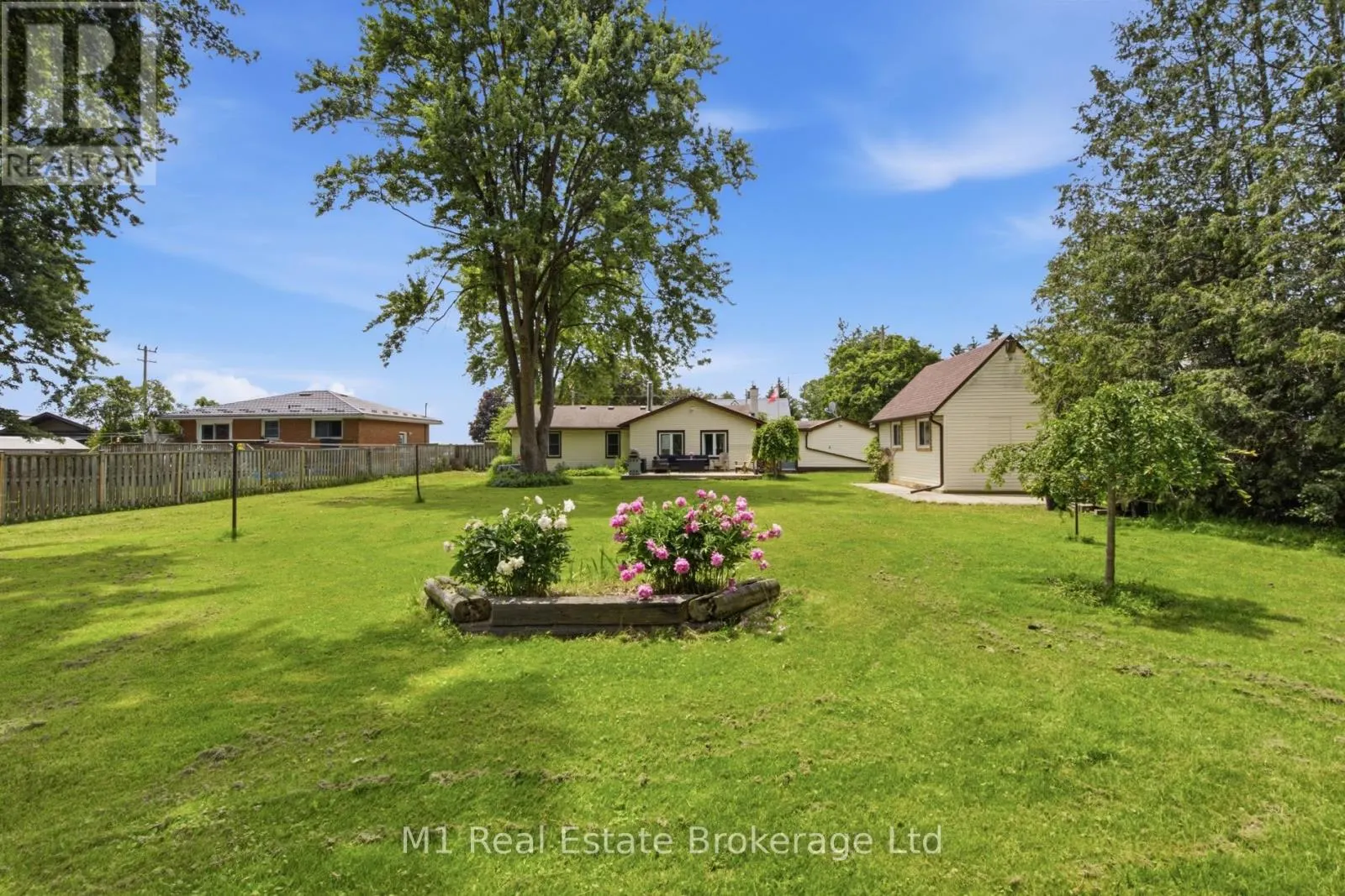 120 WELLINGTON 7 ROAD