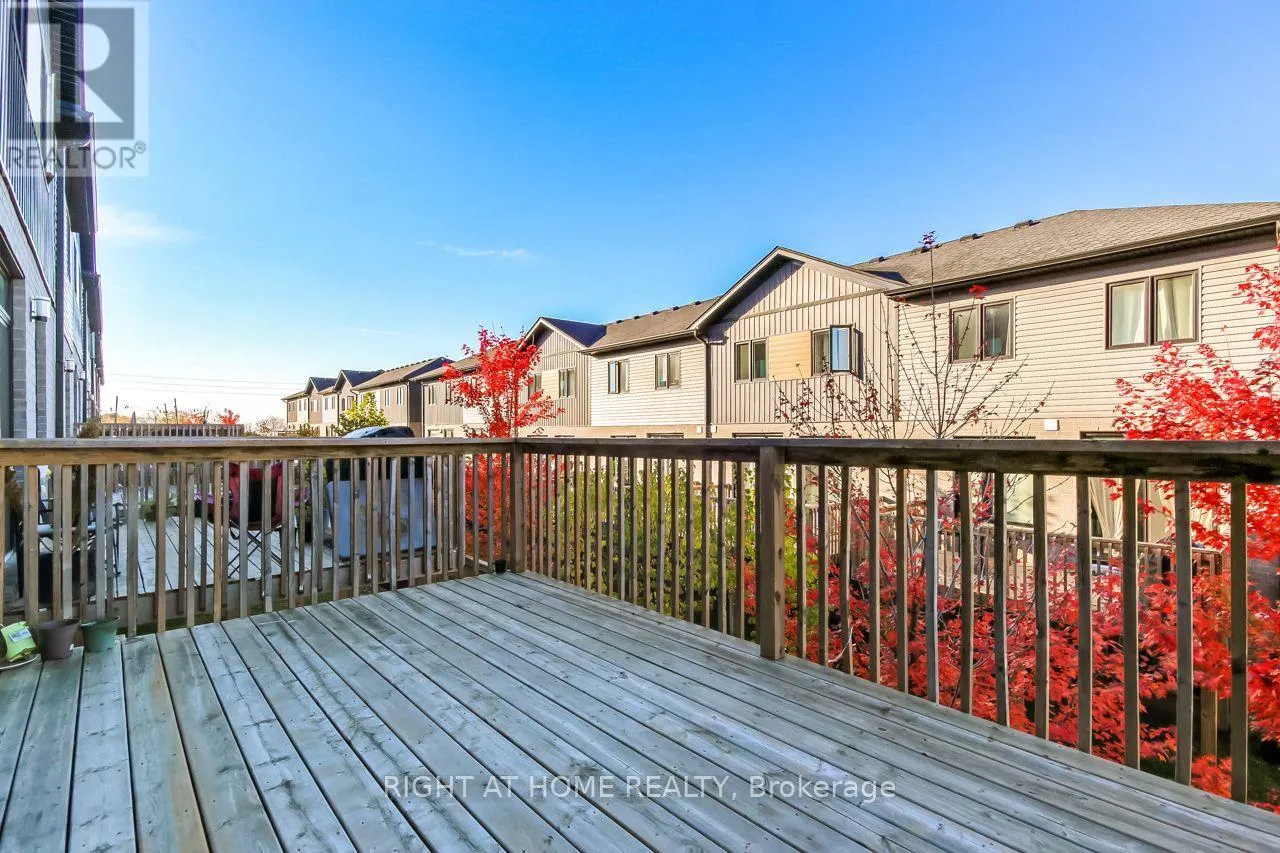 4 - 819 KLEINBURG DRIVE #4