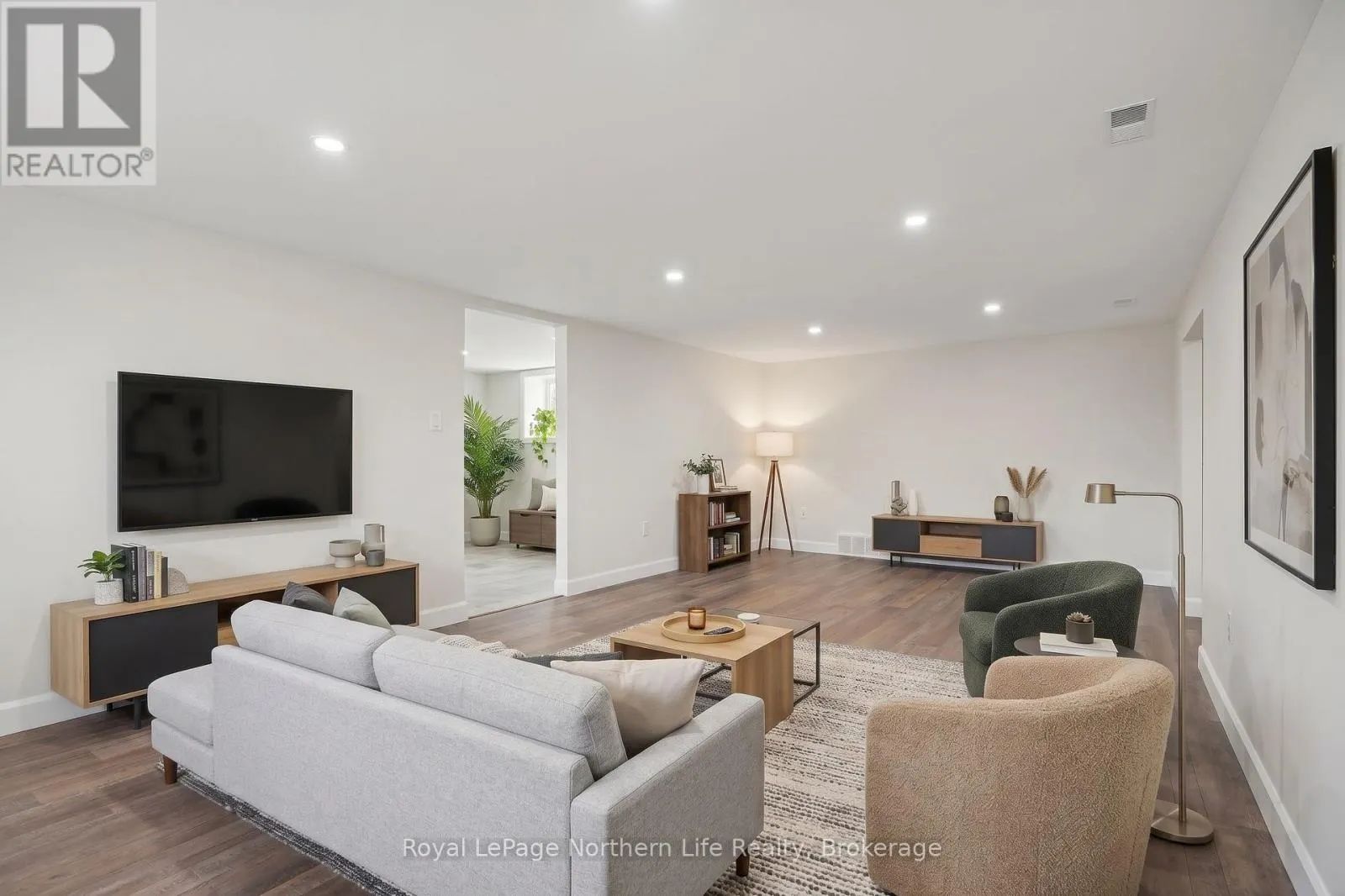 73 CARMICHAEL DRIVE