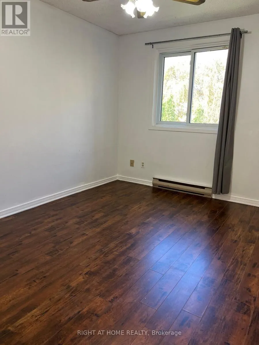 38 - 1096 JALNA BOULEVARD #38
