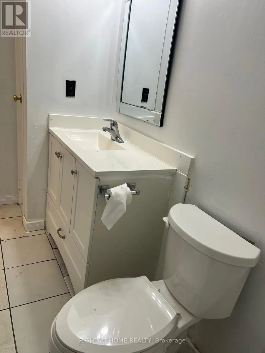 38 - 1096 JALNA BOULEVARD #38