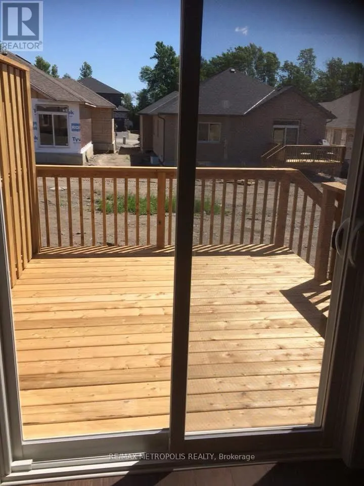 38 LEDGEROCK COURT