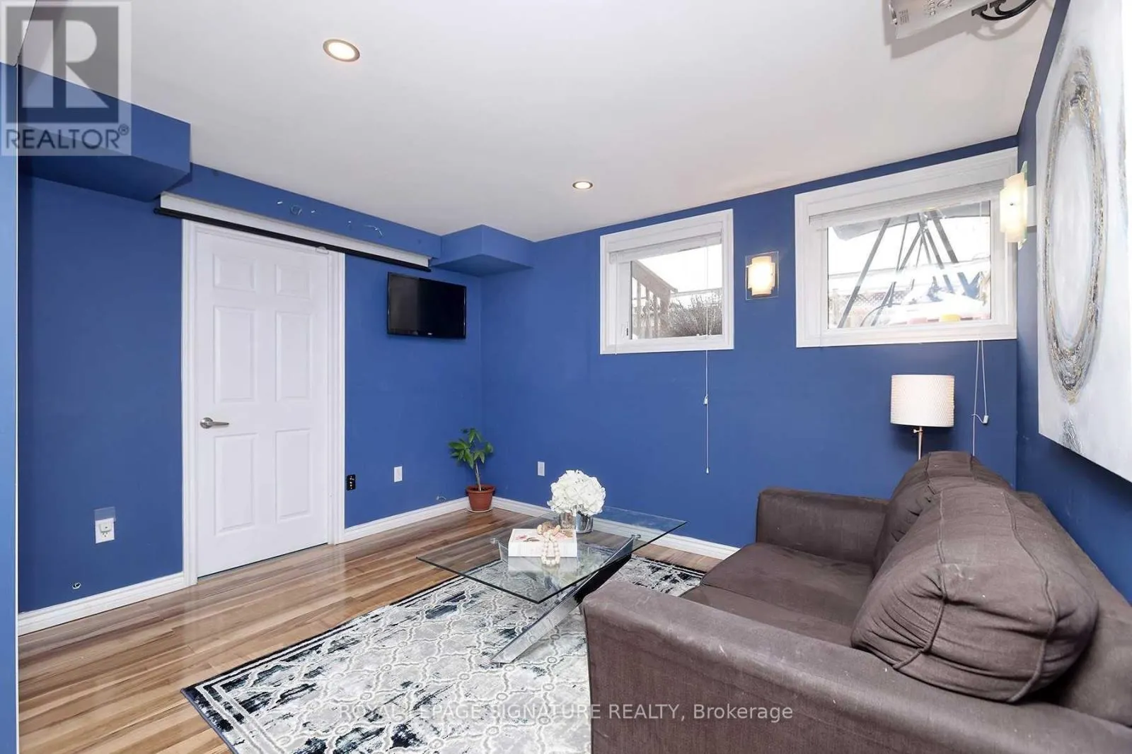 77 MANHATTAN CIRCLE