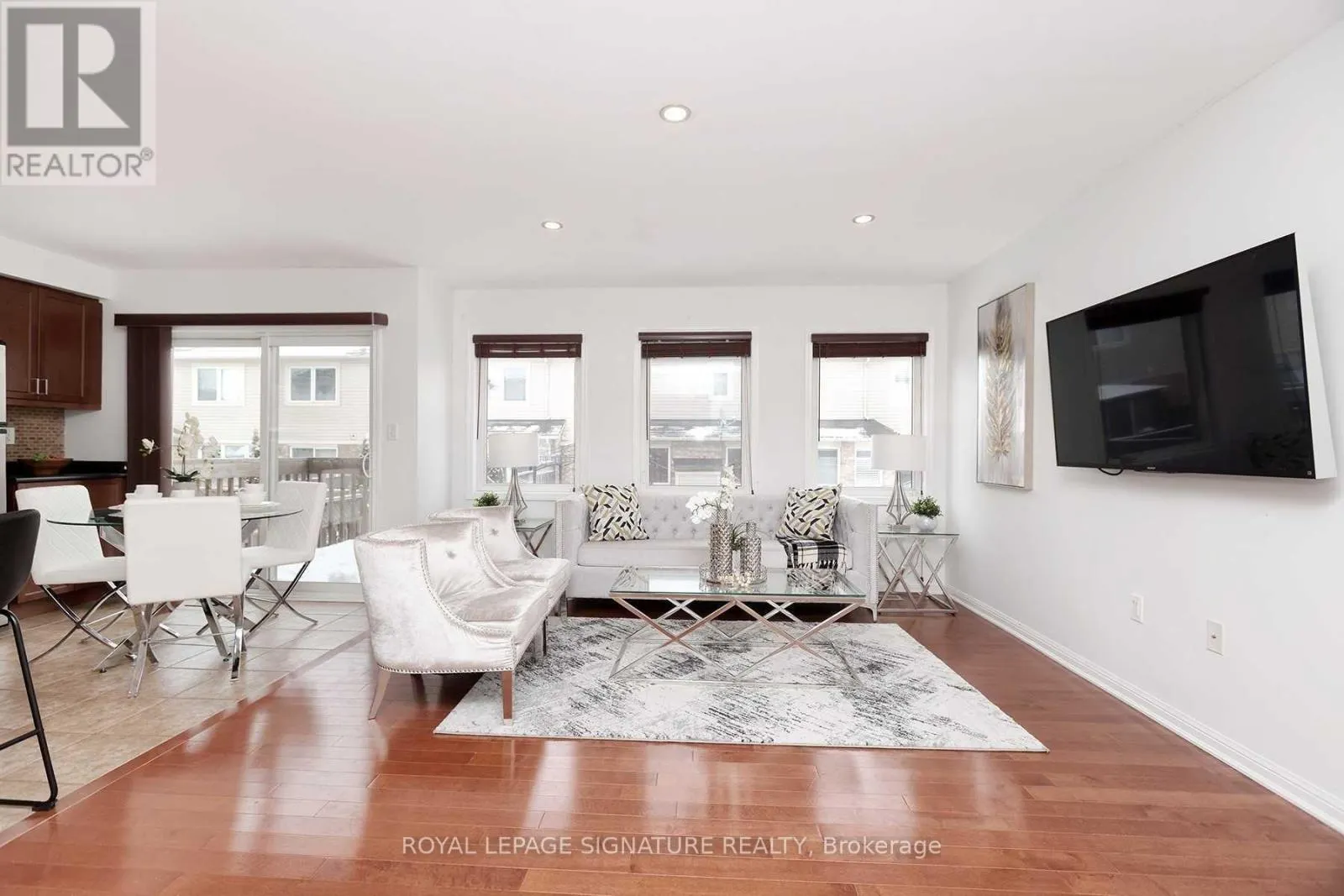 77 MANHATTAN CIRCLE