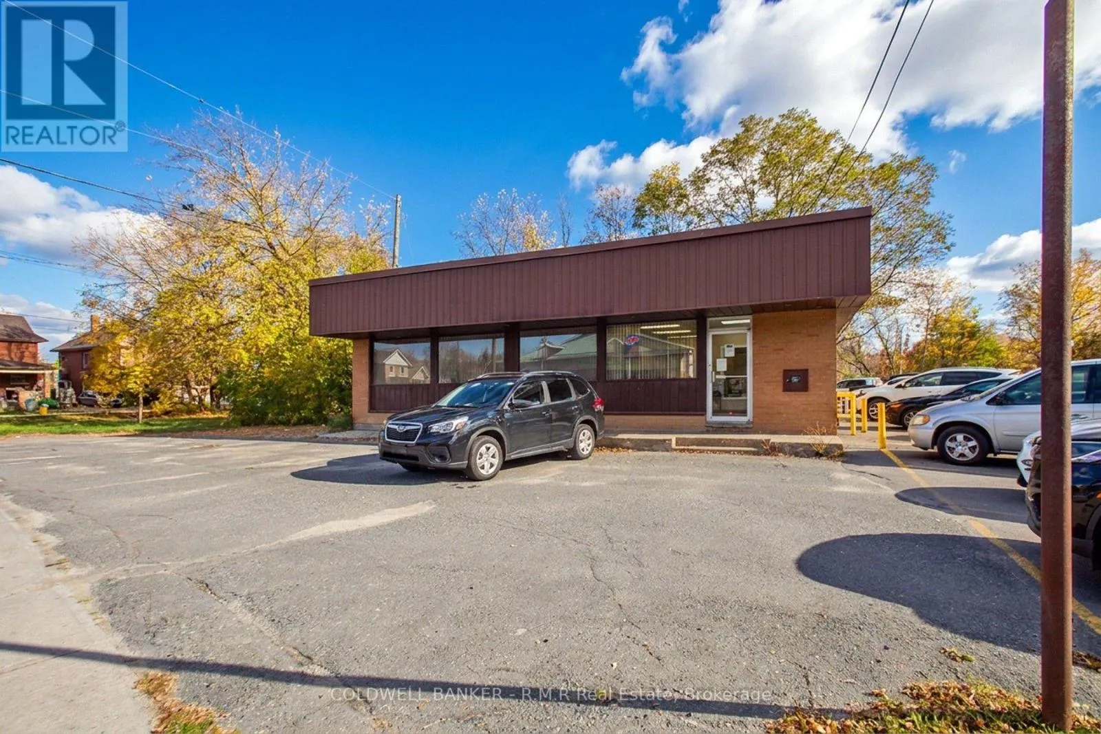 405 GEORGE STREET S