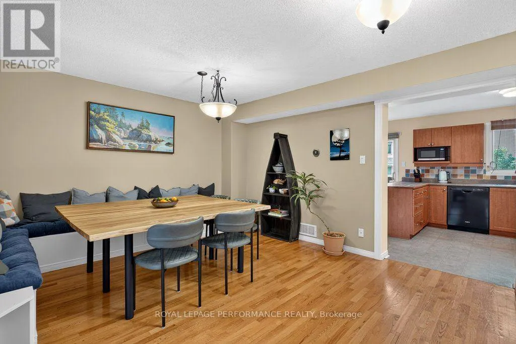 4 BIRCHDALE AVENUE