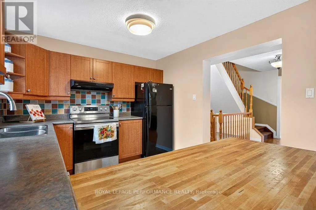 4 BIRCHDALE AVENUE