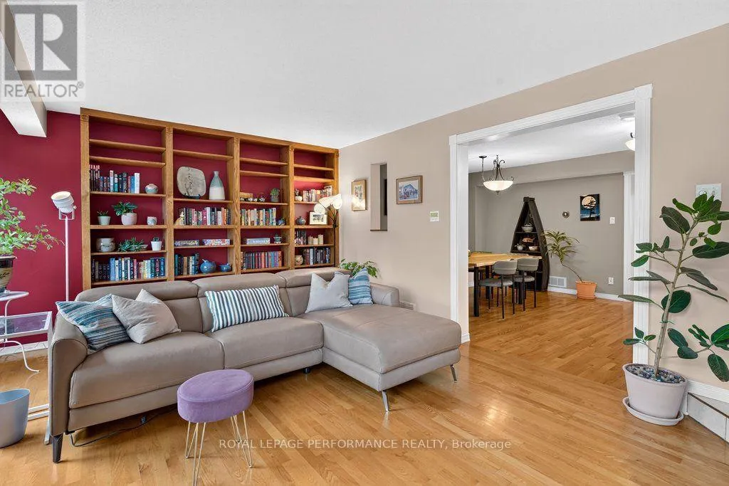 4 BIRCHDALE AVENUE