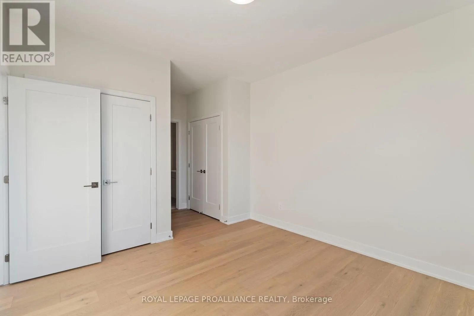 1032 TURNER DRIVE