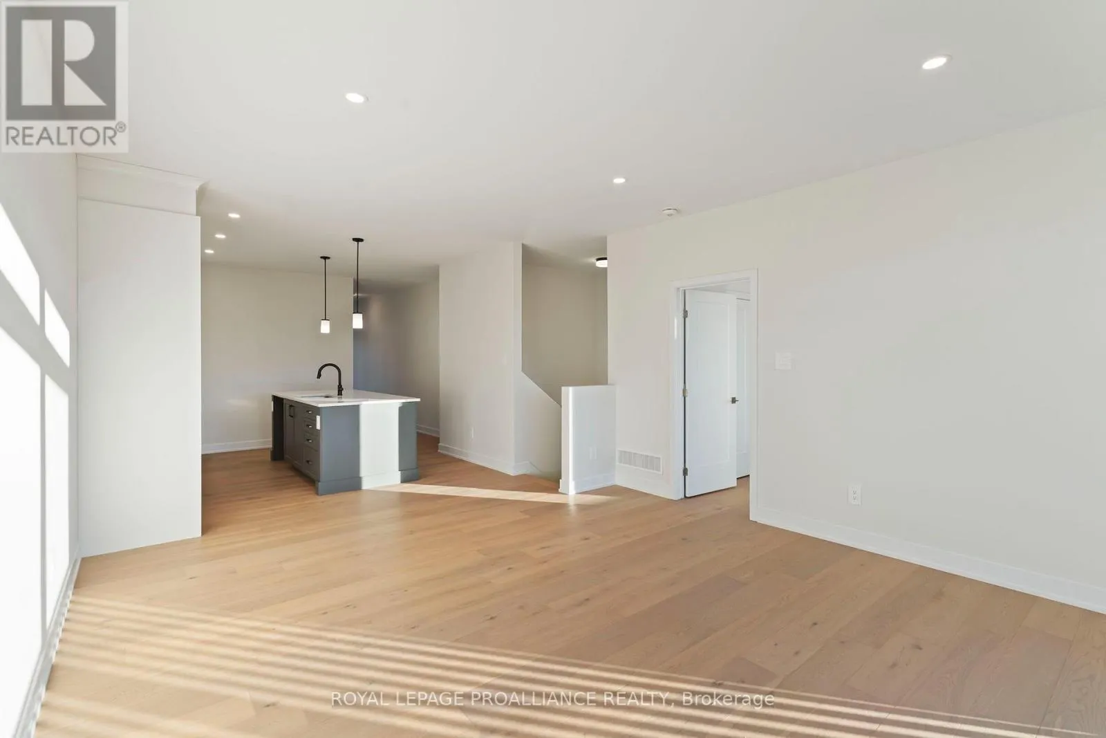 1032 TURNER DRIVE