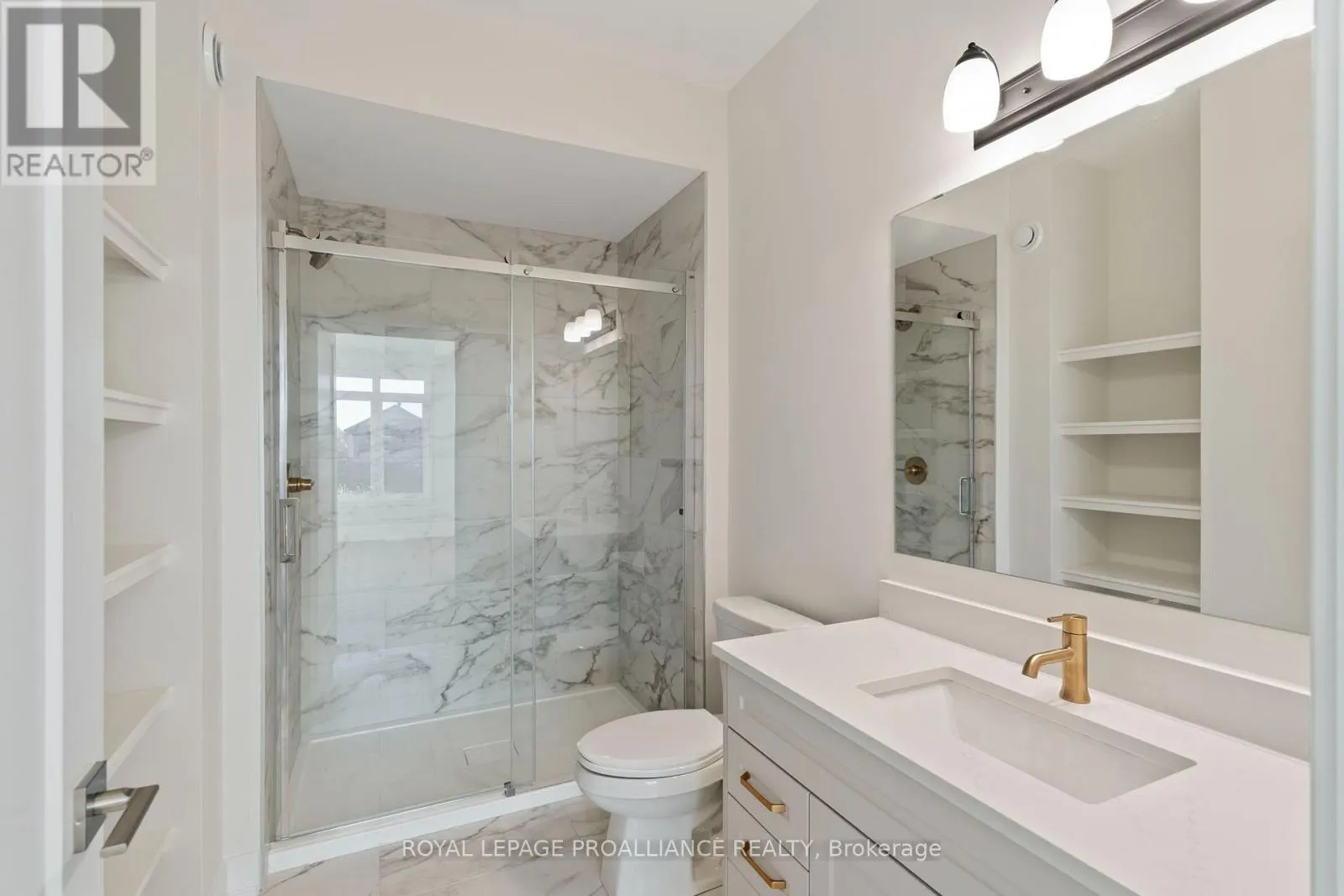 1032 TURNER DRIVE
