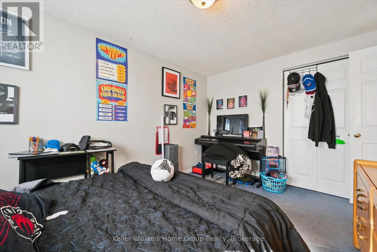 227 GREEN VISTA DRIVE