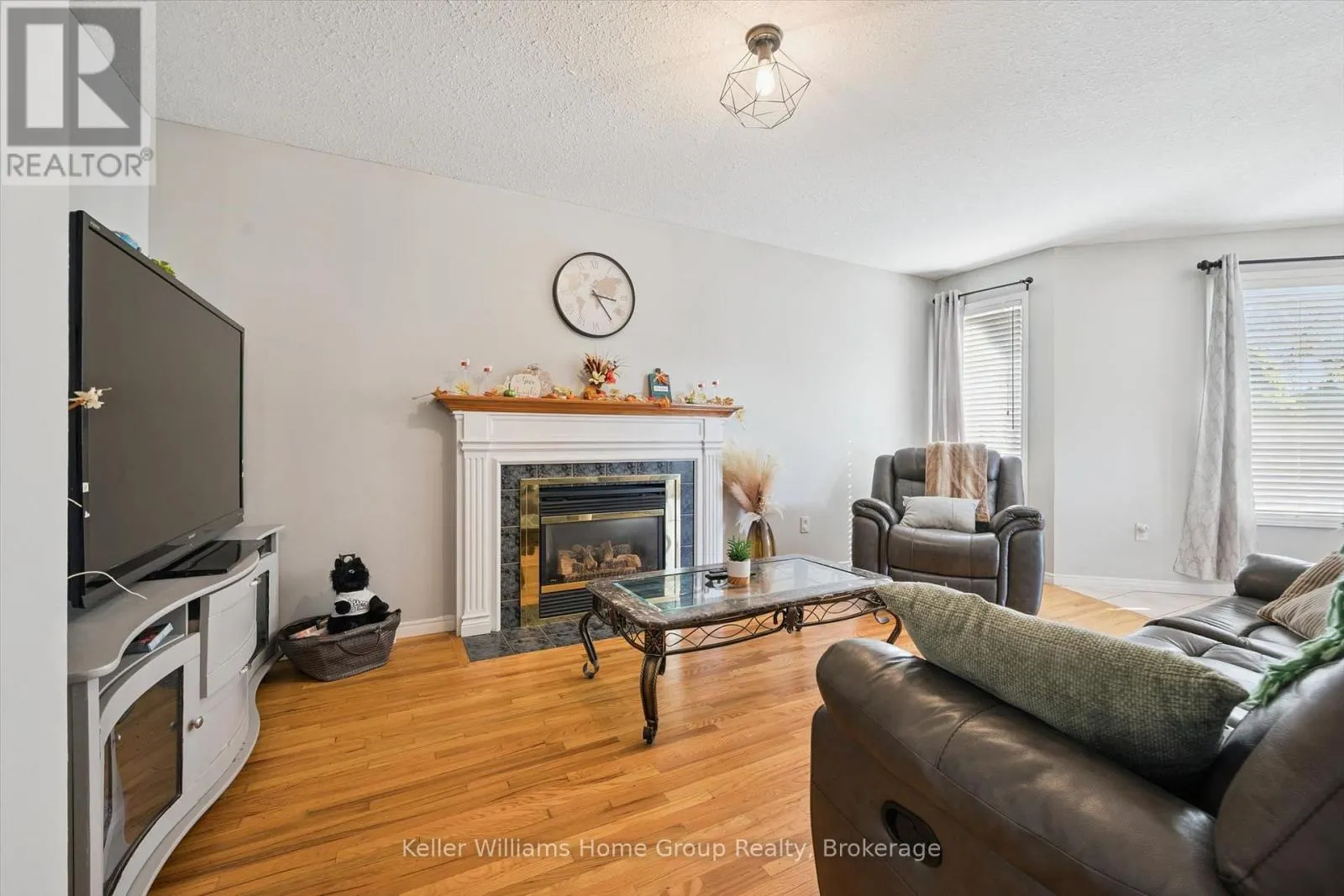 227 GREEN VISTA DRIVE