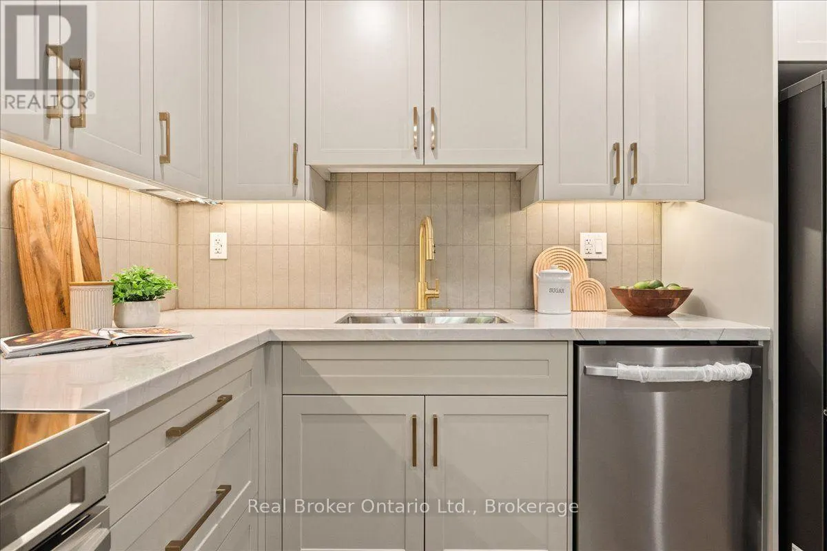 39 WEST 21ST STREET