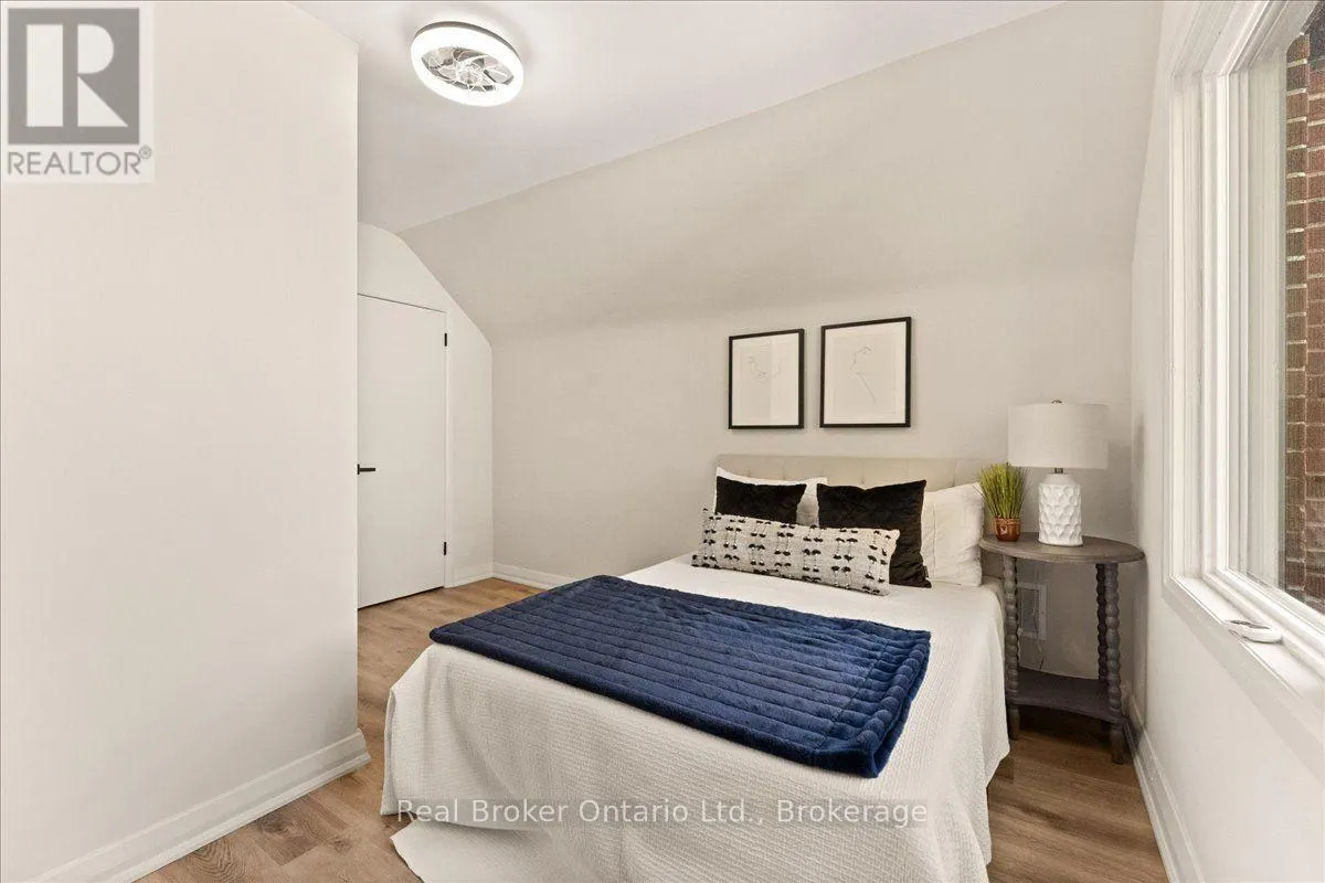 39 WEST 21ST STREET