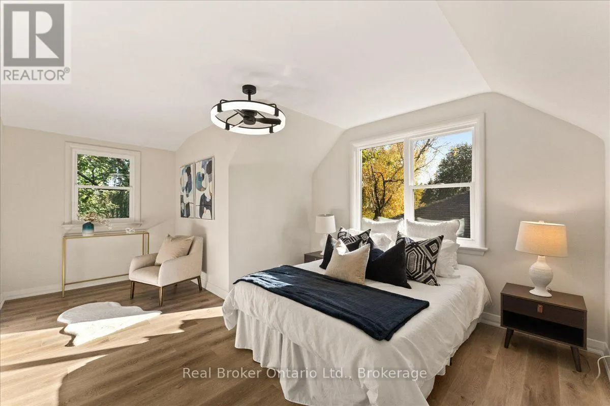 39 WEST 21ST STREET
