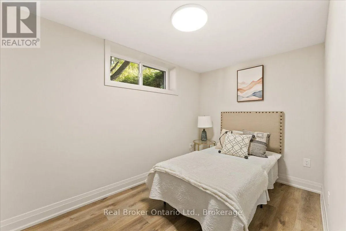 39 WEST 21ST STREET
