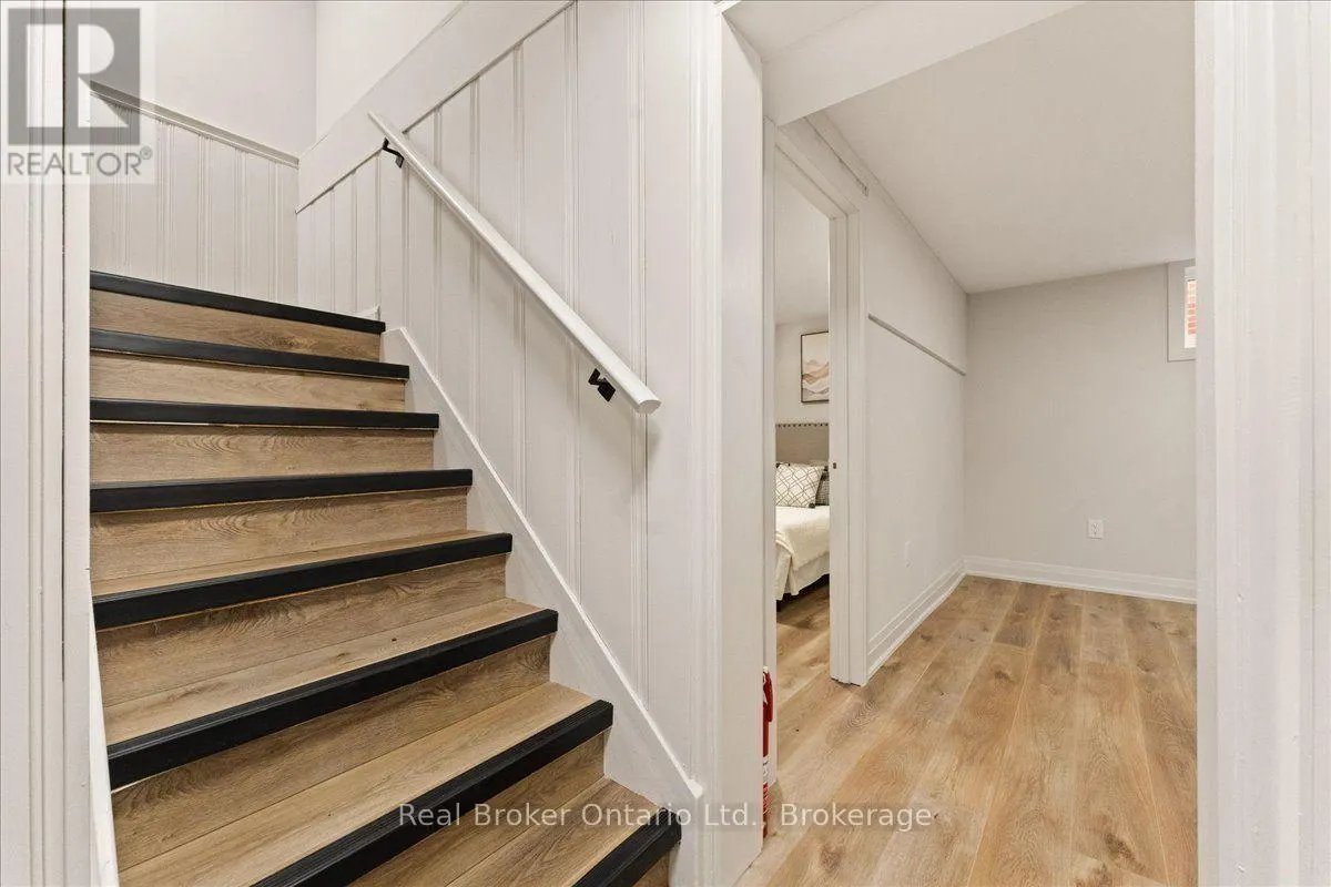 39 WEST 21ST STREET