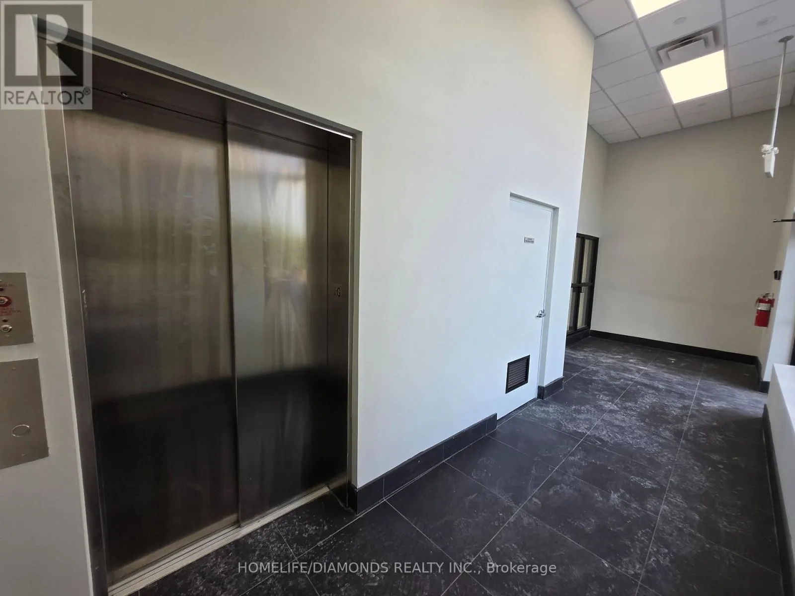 C9-201 (SECOND) - 873 FAIRWAY ROAD N