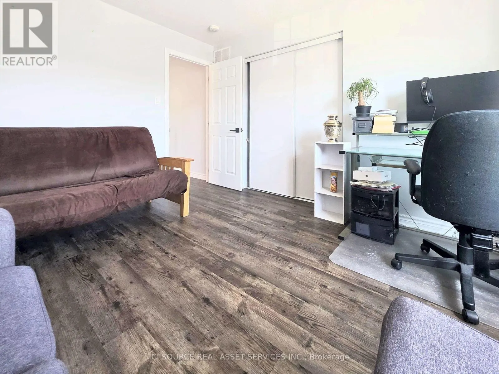 130 LANCELEAF WAY