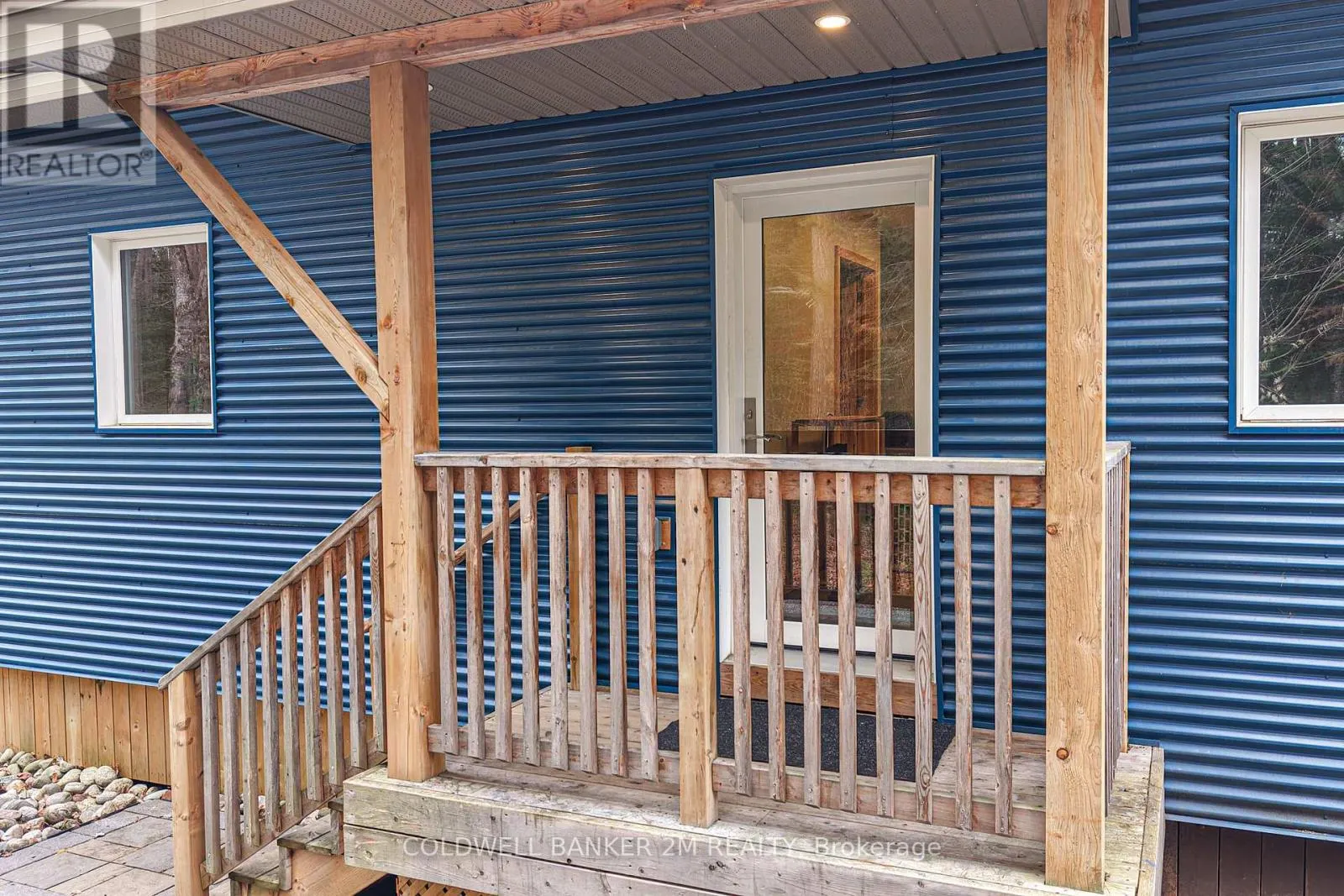 2776 MUSKOKA RD. 117 ROAD S