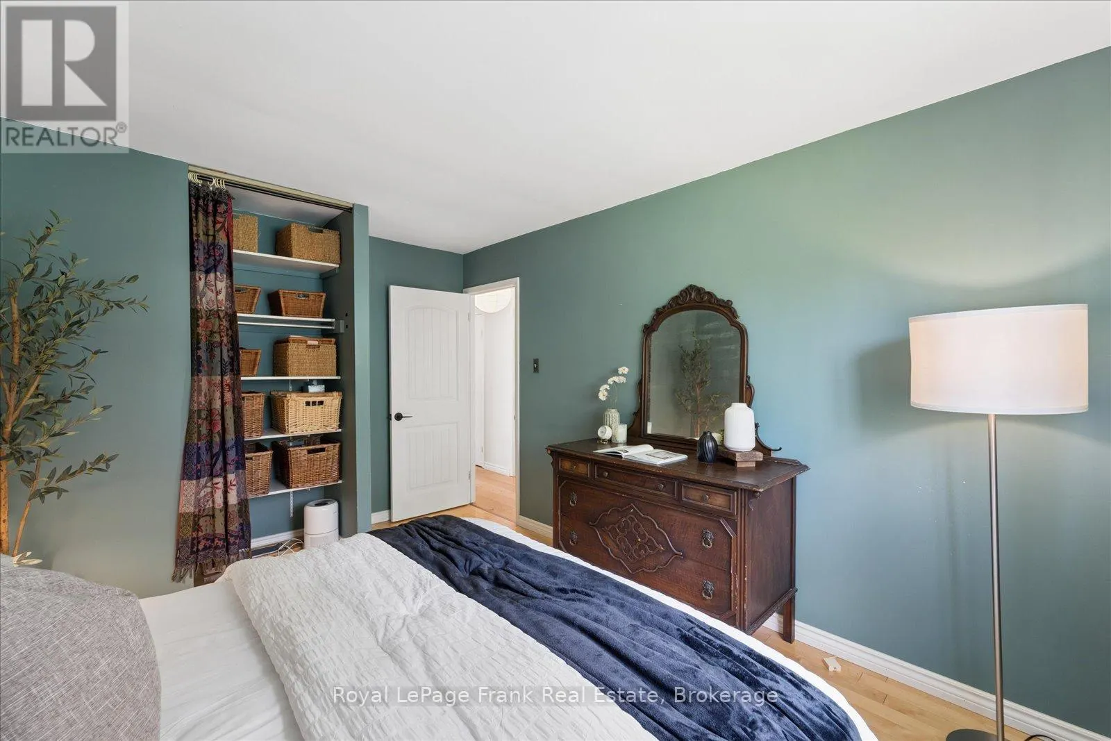 544 MAHER CRESCENT