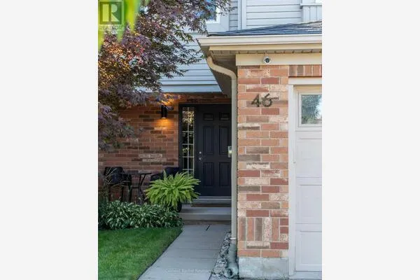 46 DARLING CRESCENT