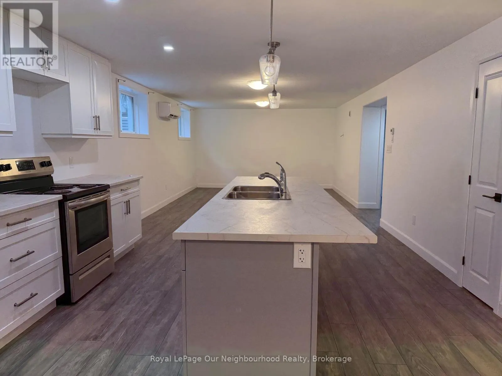 B - 66 HASTINGS PARK DRIVE #B
