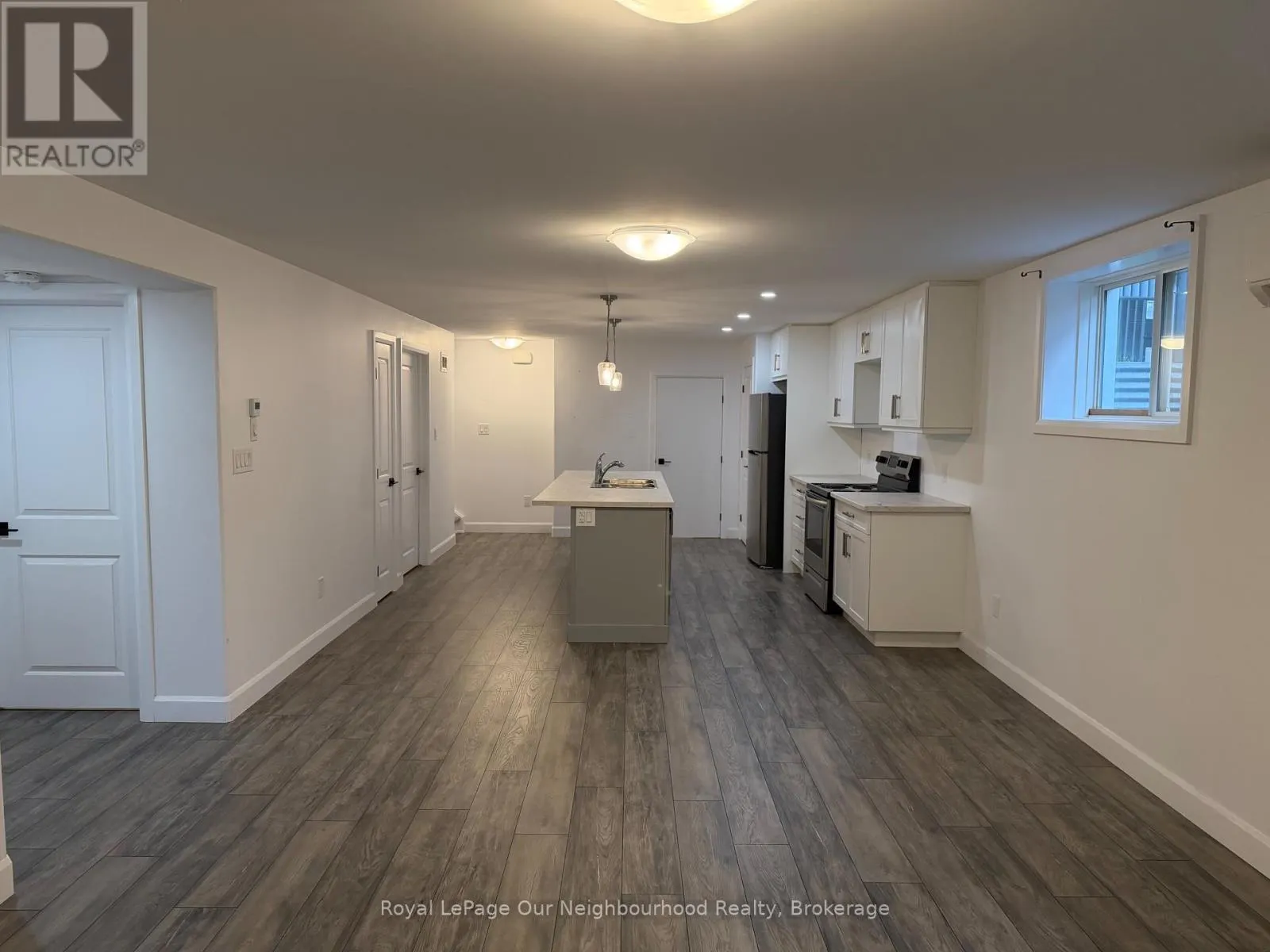 B - 66 HASTINGS PARK DRIVE #B
