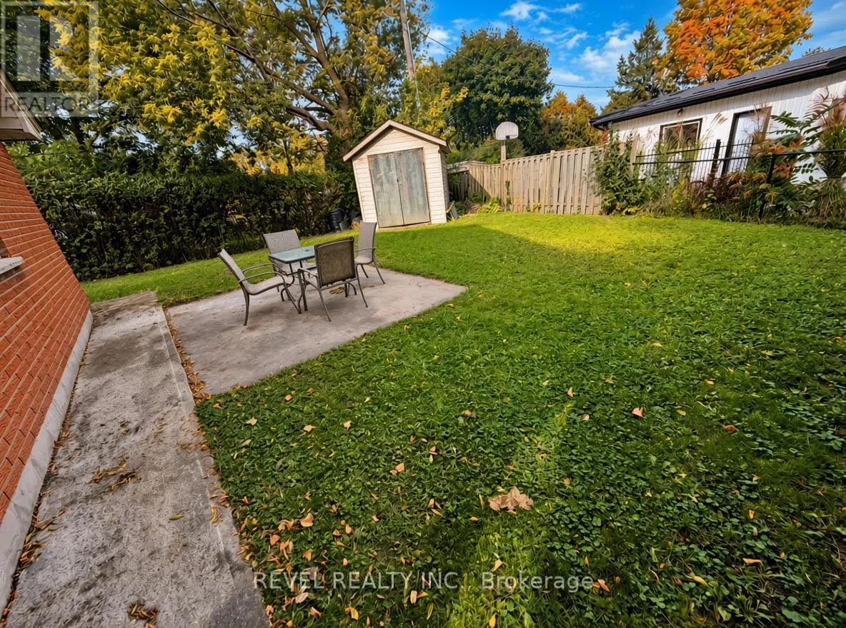 10 AGINCOURT GARDENS