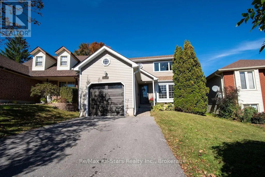 1118 HUNTINGTON CIRCLE