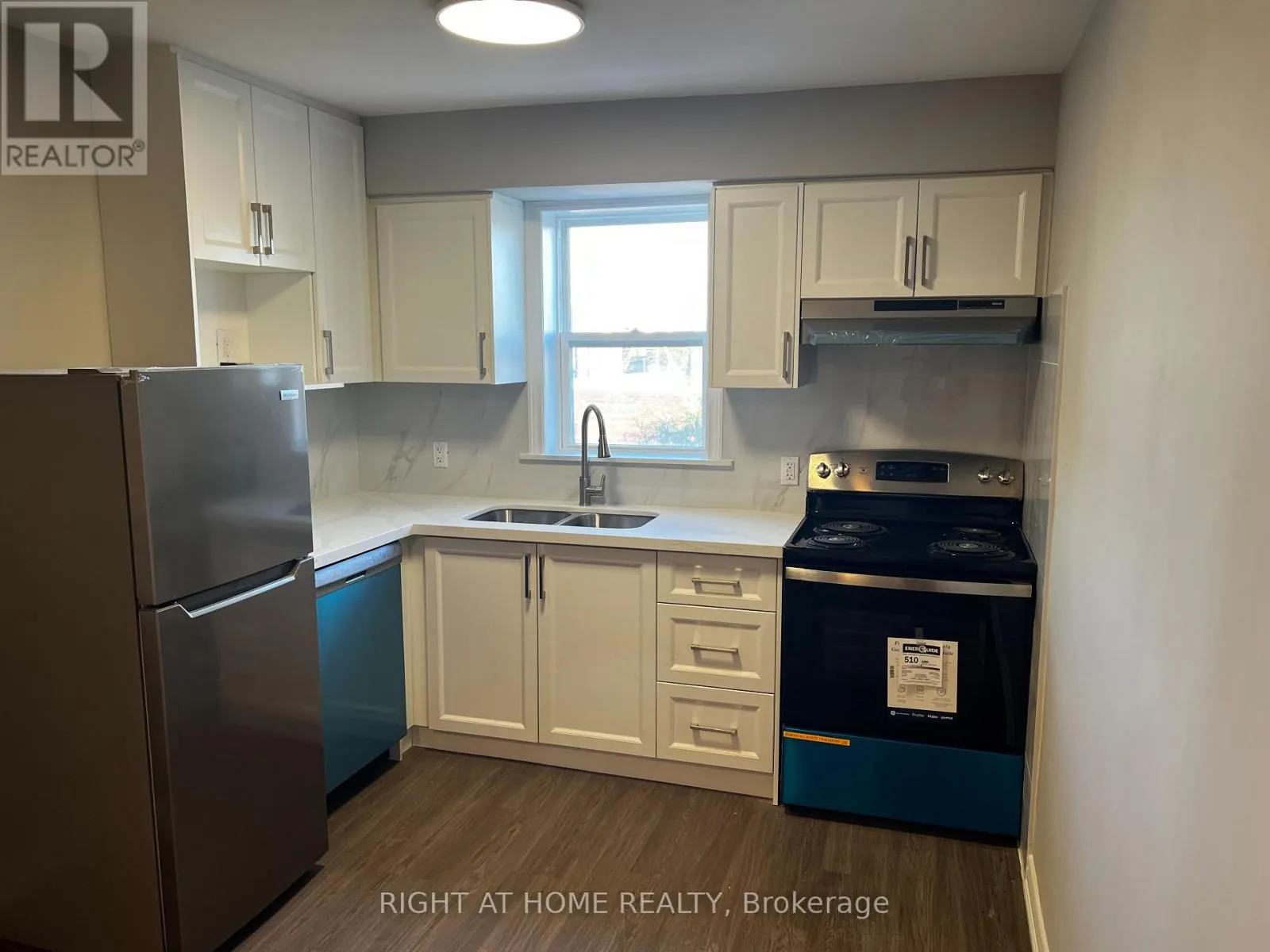 UNIT 6 - 4 GROSVENOR AVENUE S