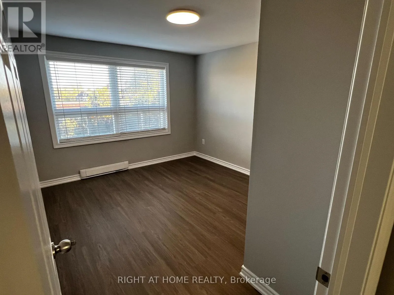UNIT 6 - 4 GROSVENOR AVENUE S