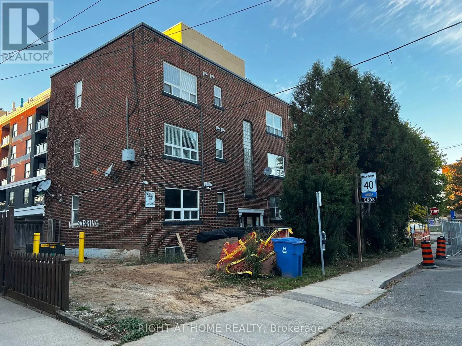 UNIT 6 - 4 GROSVENOR AVENUE S