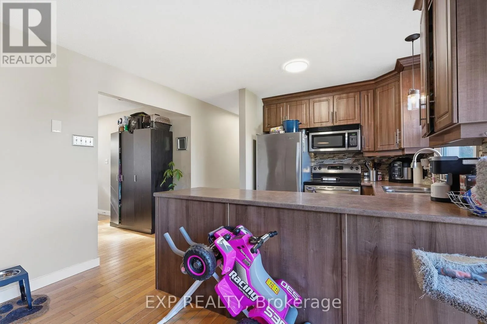 369 DALRYMPLE DRIVE