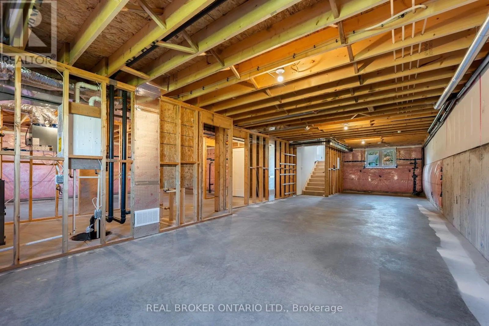 1 - 157 DAVIS STREET