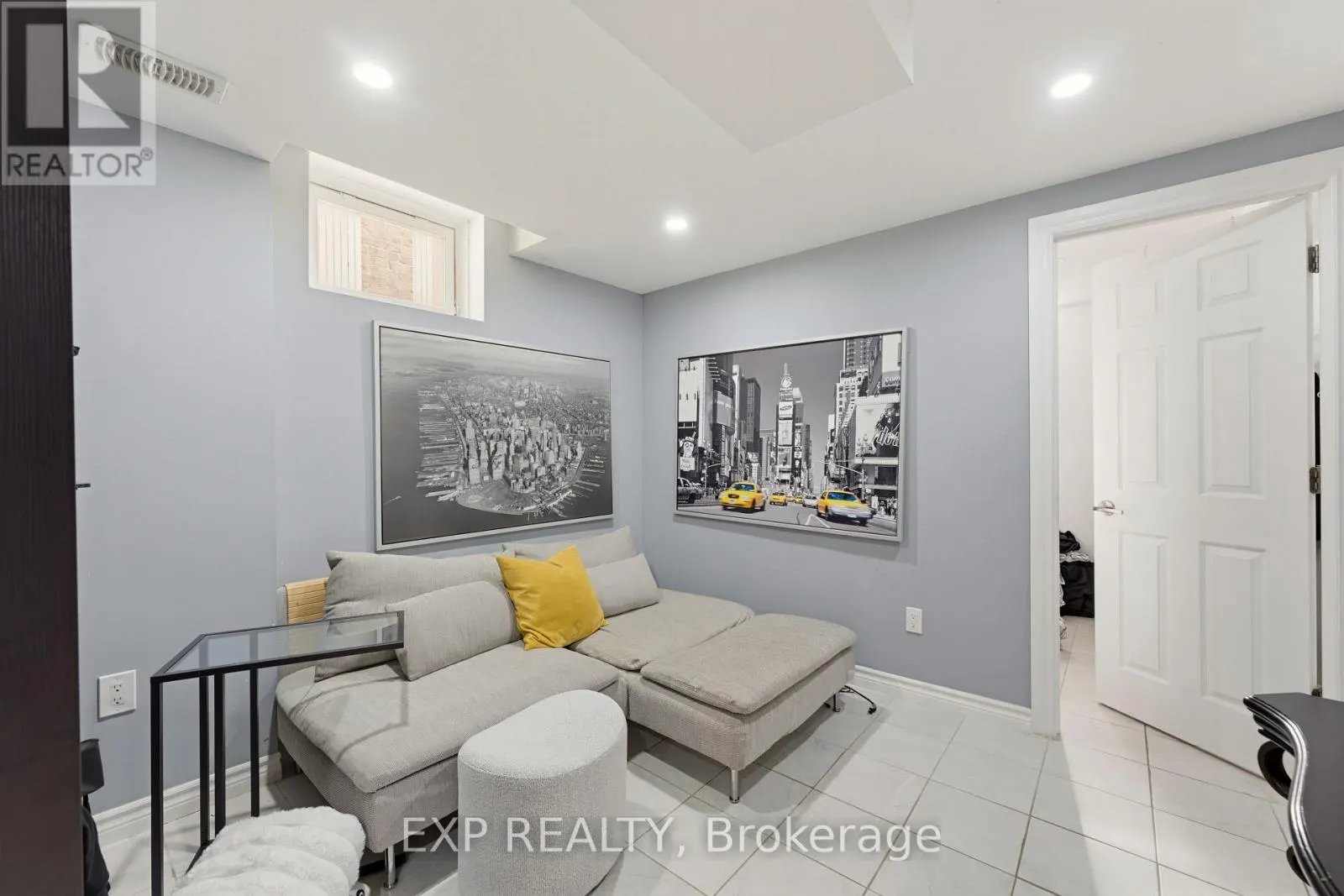 58 SUMMERBERRY WAY