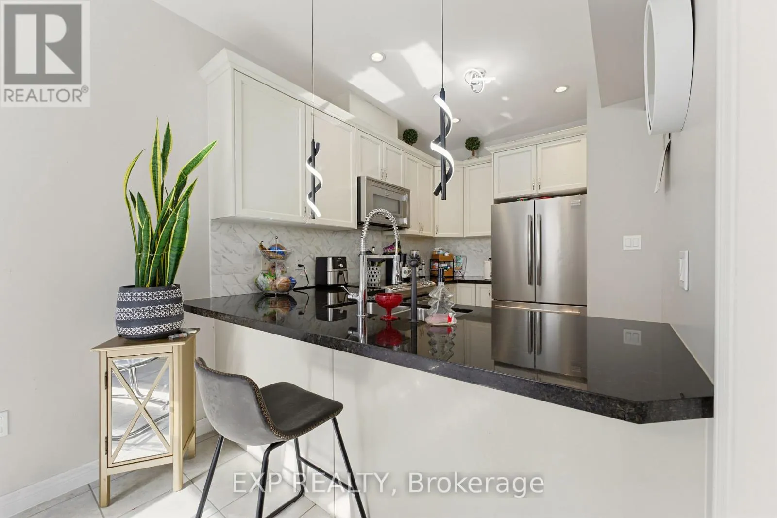 58 SUMMERBERRY WAY