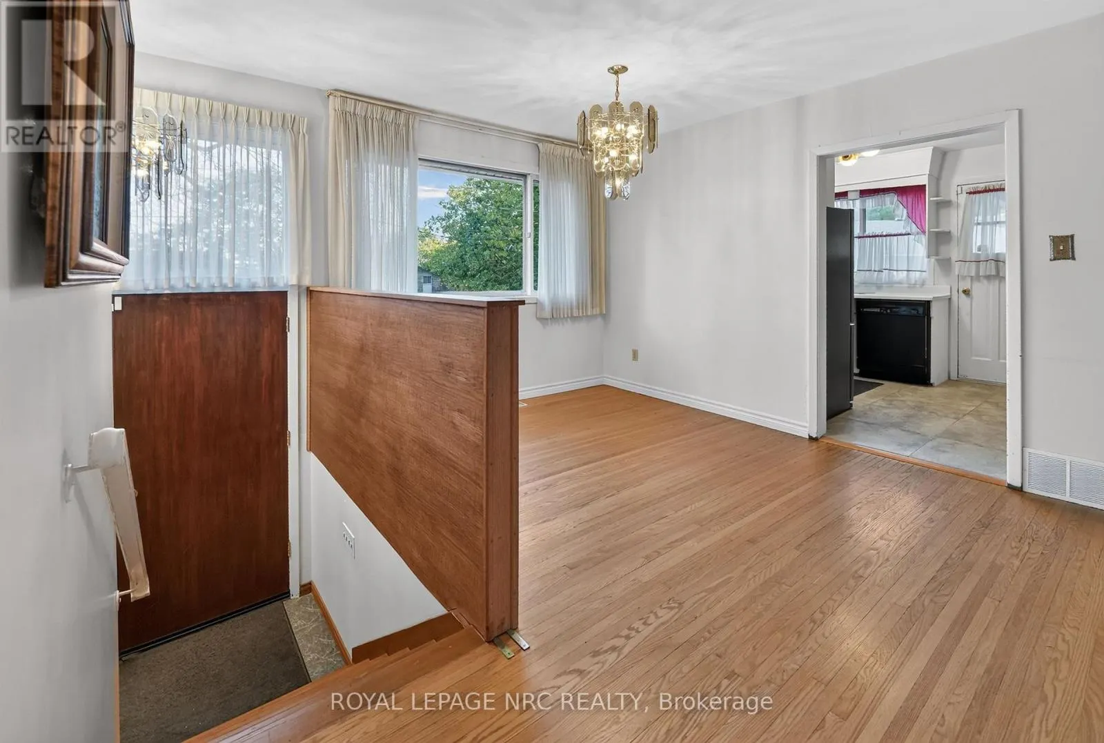 126 WOODSIDE DRIVE