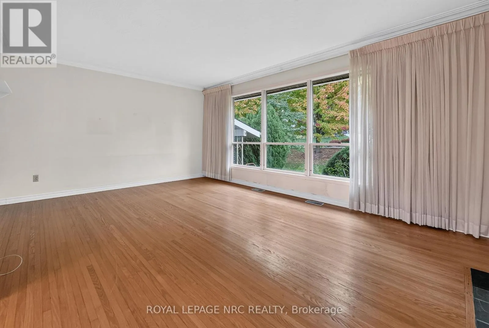 126 WOODSIDE DRIVE