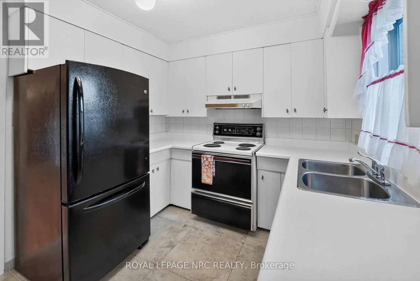 126 WOODSIDE DRIVE