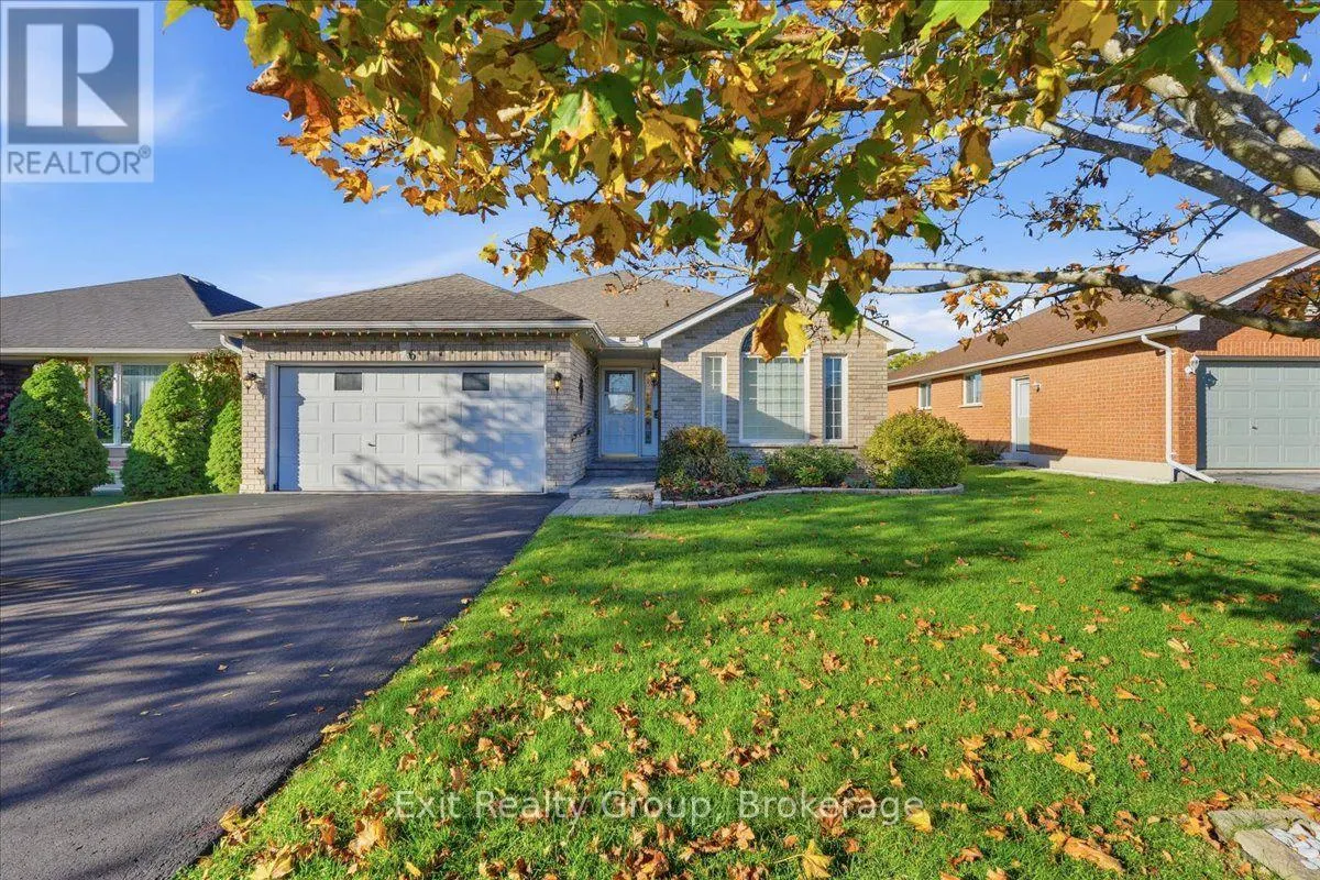 6 HEMLOCK CRESCENT