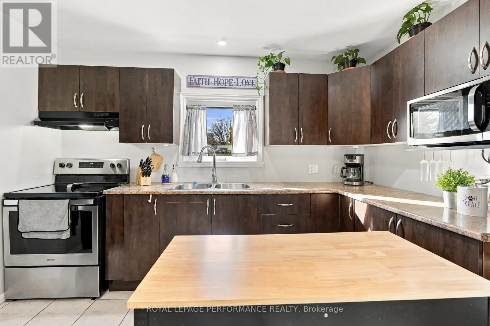 1394 SANDY HILL ROAD